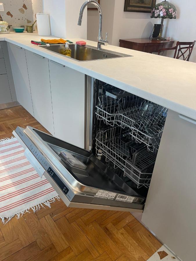 Pagrati Flat 7 Lägenhet Aten Exteriör bild