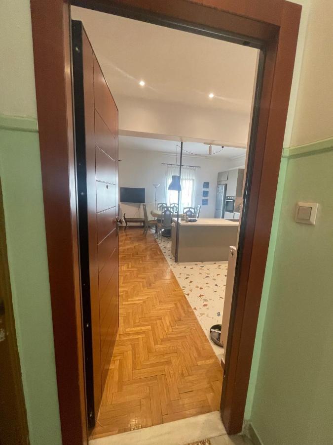 Pagrati Flat 7 Lägenhet Aten Exteriör bild